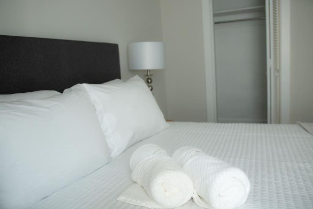 Cozy Getaway Apartment เอเวอเรตต์ ภายนอก รูปภาพ